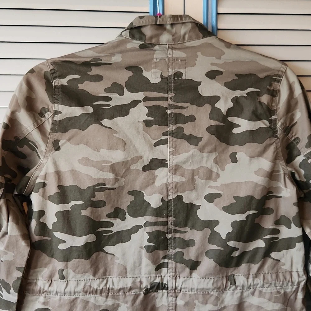 Universal Thread Grey Camo Jacket - Picture 10 of 14
